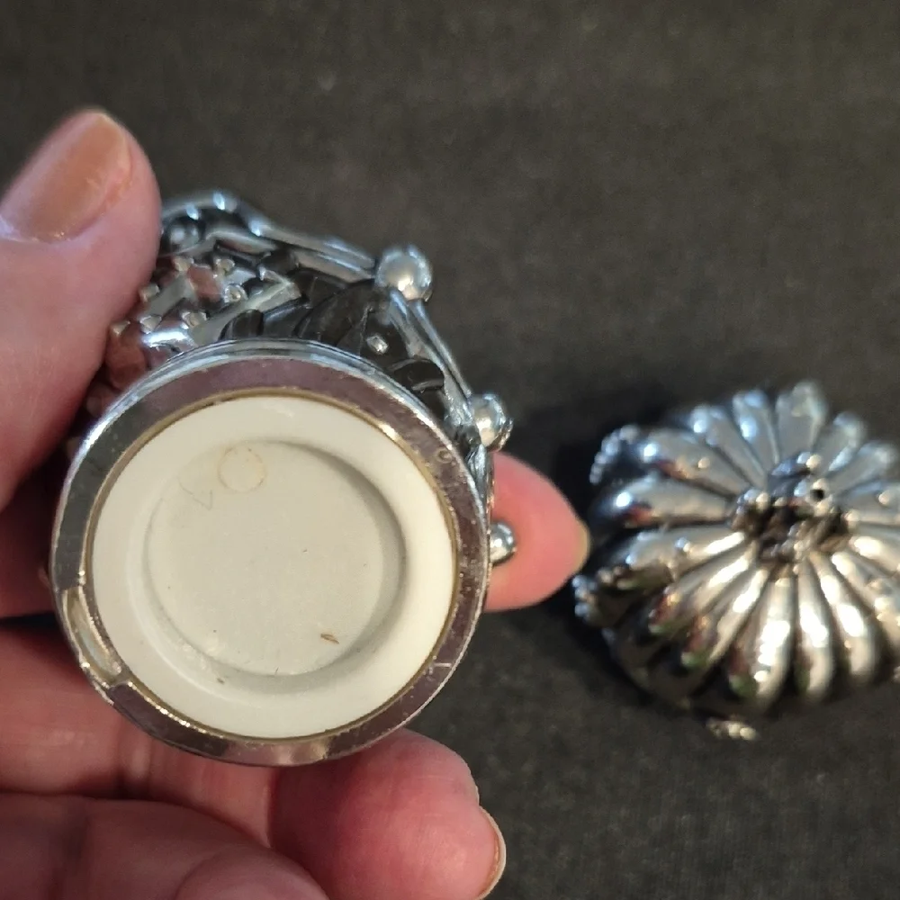 Towle Silver Plated Crown Salt And Pepper Shakers